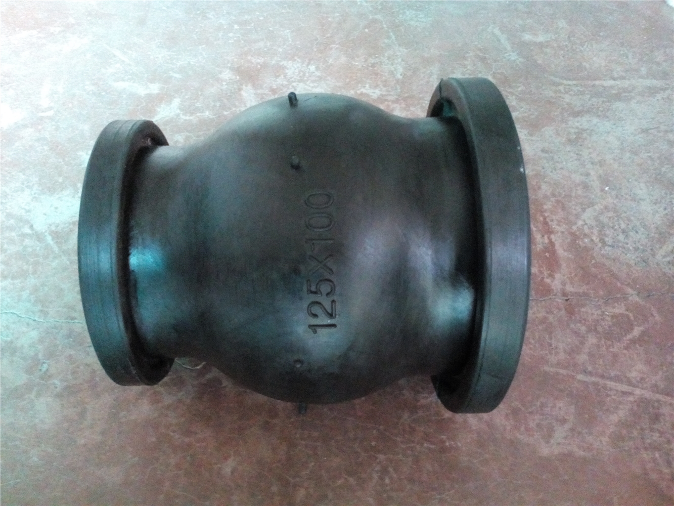 單球體同心異徑橡膠接頭